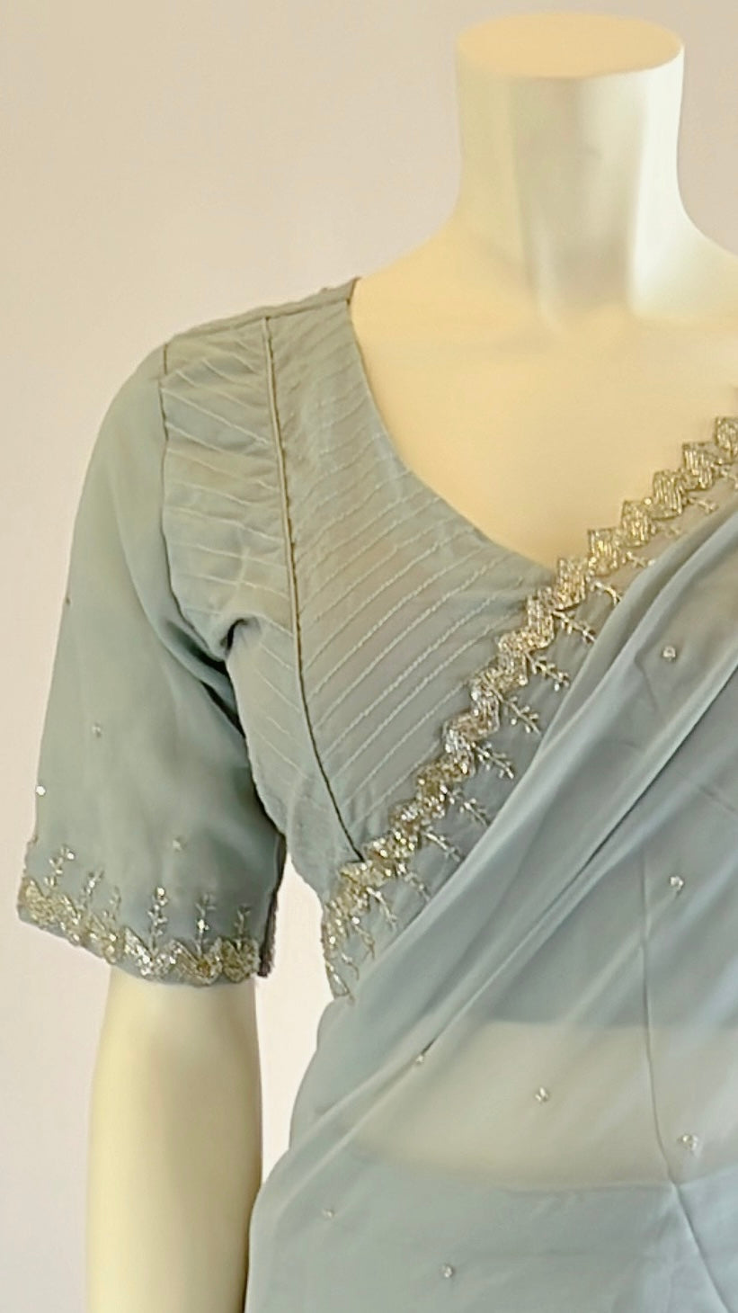 Sophisticated Gray Georgette Ready-to-Wear Saree with Stitched Blouse - Effortless Elegance for Discerning Women