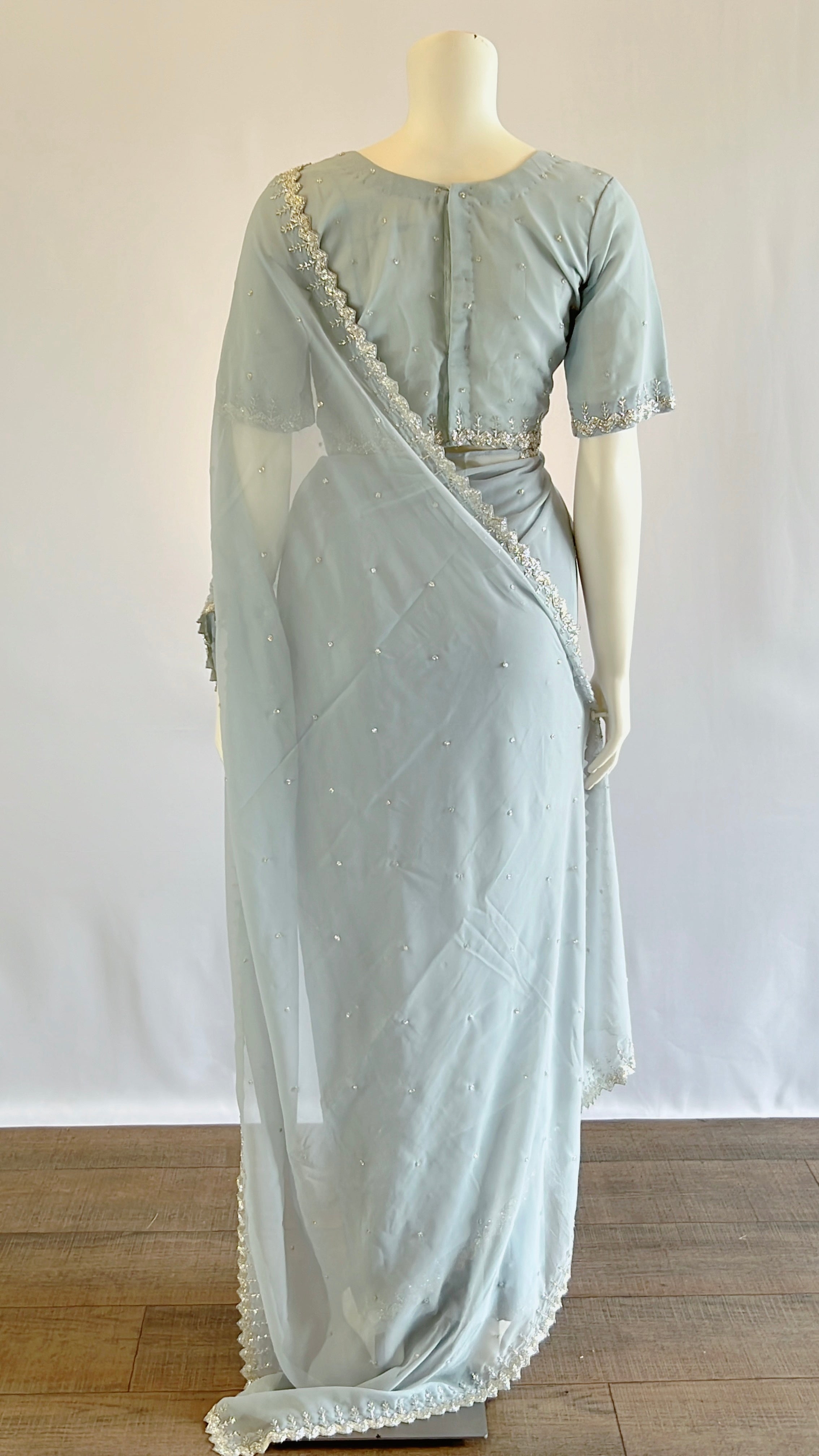Sophisticated Gray Georgette Ready-to-Wear Saree with Stitched Blouse - Effortless Elegance for Discerning Women
